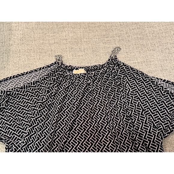 Michael Kors Black White Heri-Print Silver Chain Cold Shoulder Top Blouse Size M - Picture 3 of 8